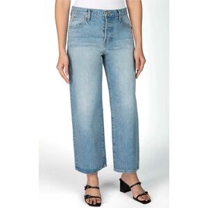 Light Wash Straight Leg Women's Jeans